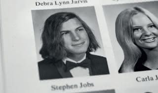  Zdjęcie Steve’a Jobsa z albumu szkolnego