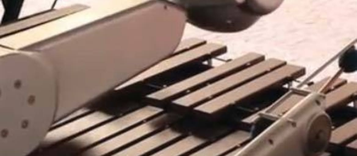 Jazzowy robot. Naukowcy stworzyli perkusistę