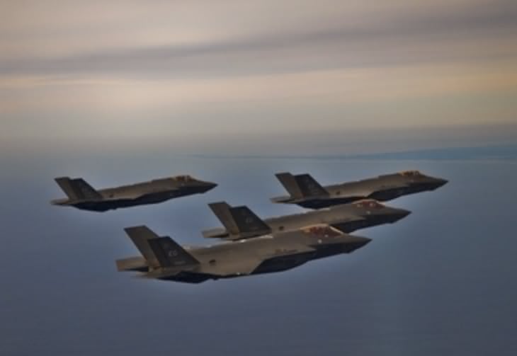 Pilot F-35 operatorem dronów?