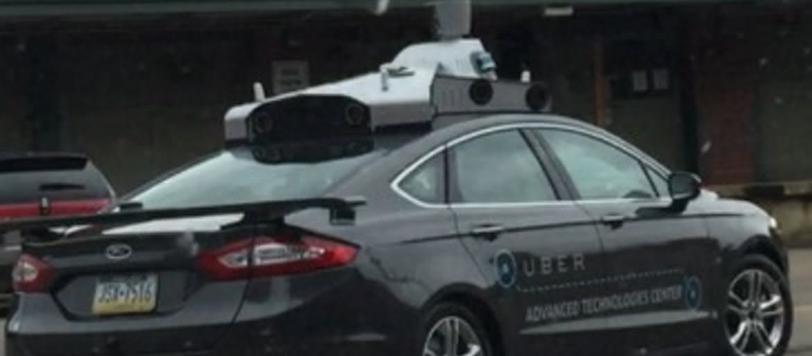 Uber testuje samochód bez kierowcy