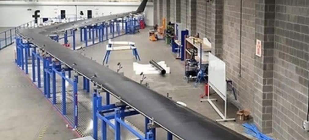 Latające skrzydło Facebooka