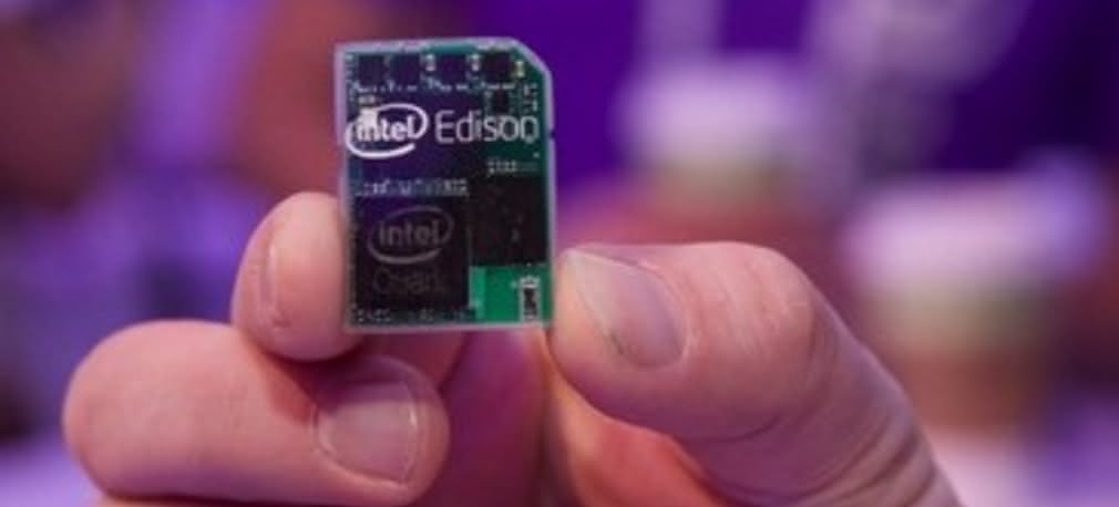 Intel proponuje komputer wielkości karty pamięci