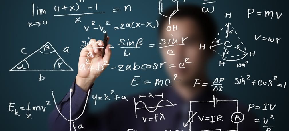 Wycieczka w nierzeczywisty świat matematyki