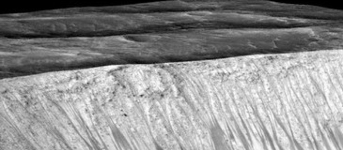 Ciekła woda na Marsie - SENSACJA STULECIA