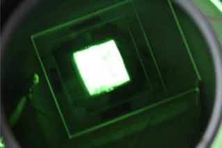 Japoński świecący panel pokryty węglowymi nanorurkami