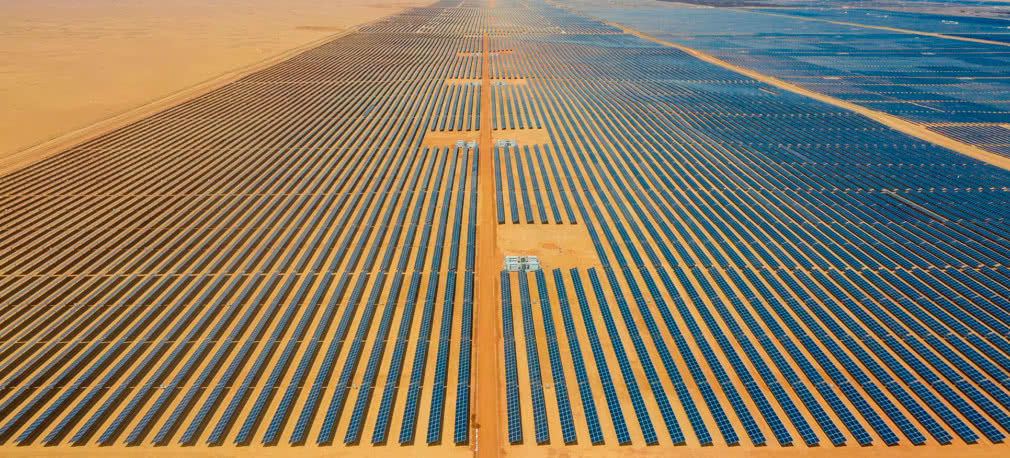 Największa na świecie farma słoneczna już pracuje
