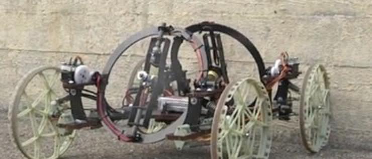 Robot wspinający się po ścianach