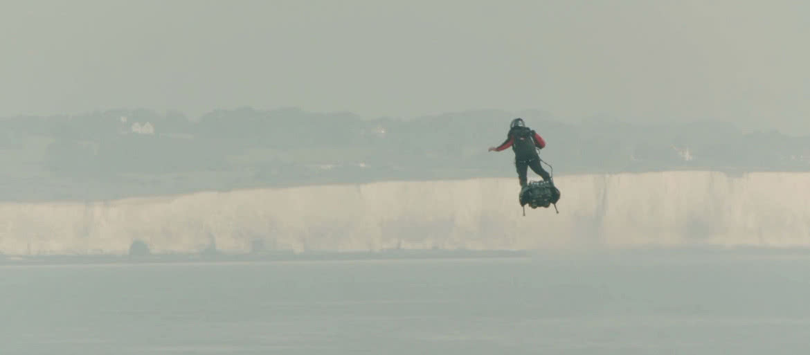 La Manche na początek - latające urządzenia osobiste w natarciu