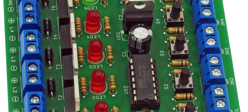 AVT5910. Gra "kto pierwszy"