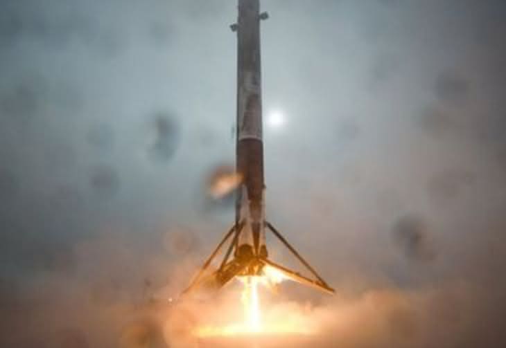 Pechowe lądowanie rakiety SpaceX 