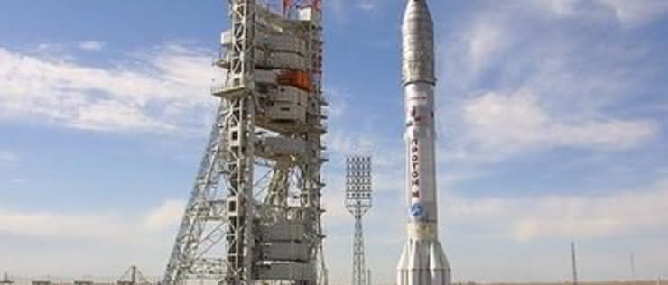 Rosyjska rakieta Proton-M znów się rozbija