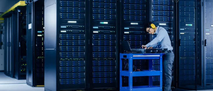 Domena, hosting, serwer - jak wybrać i gdzie szukać?