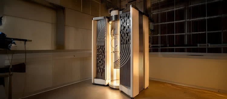 Krzemowy komputer kwantowy w trzech krokach