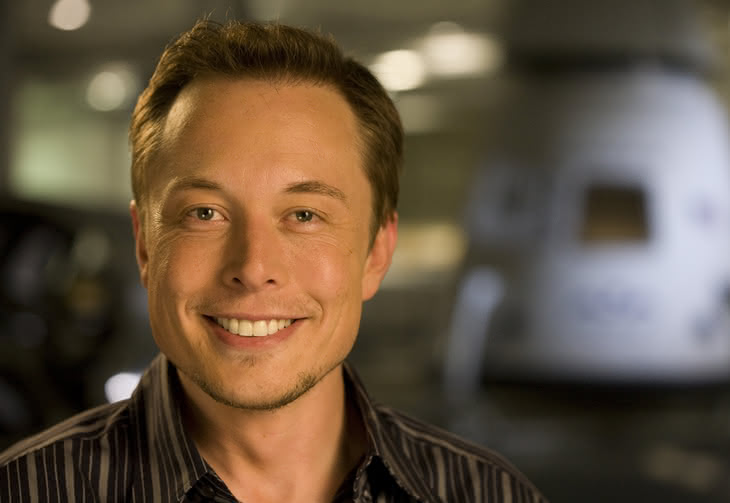 Elon Musk rozdaje panele słoneczne