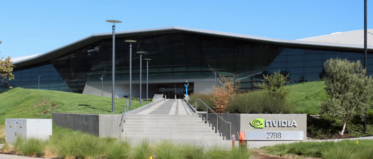 Zatęsknimy jeszcze za halucynacjami. Branża AI po przepaleniu miliardów