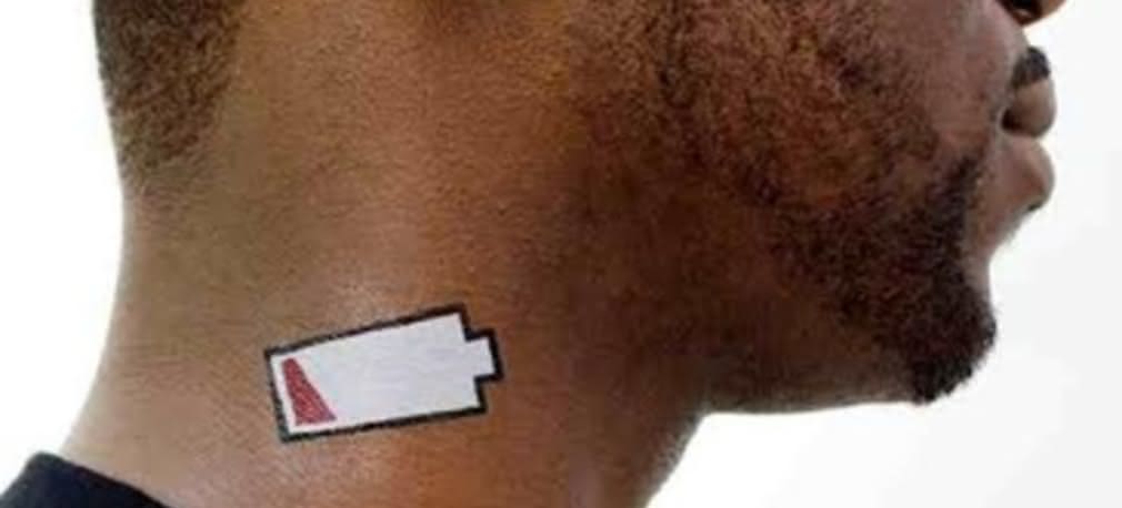 Twój tatuaż twoją baterią