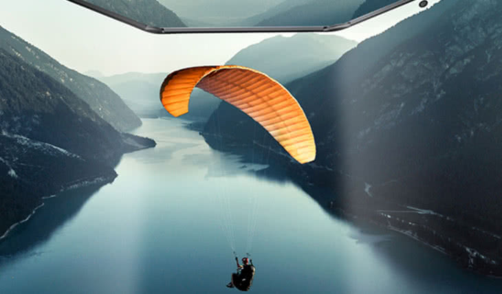 Samsung zaprezentował nowy model Galaxy Z TriFold, innowacyjny telefon z dwoma zawiasami i trzyczęściowym panelem wyświetlacza