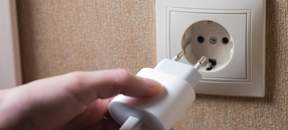 Jak dobrać osprzęt elektryczny do domu i mieszkania – na co zwrócić uwagę?