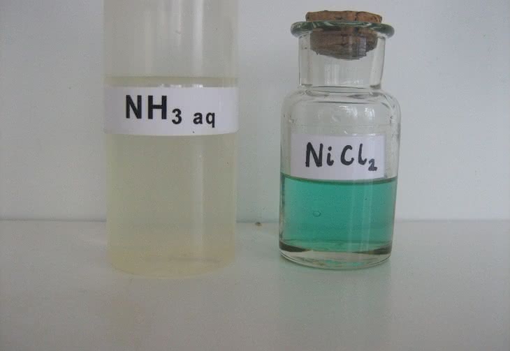 Związki kompleksowe niklu i chromu
