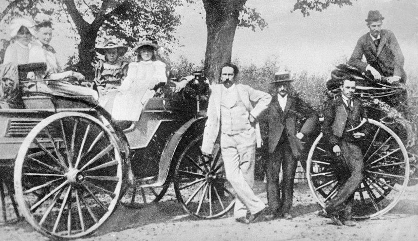 Karl z rodziną i przyjaciółmi w 1894 r.