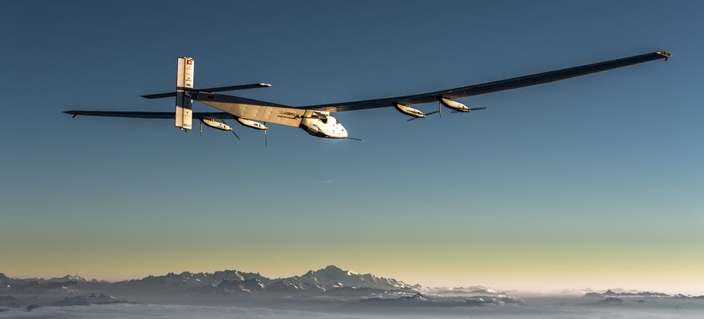 Solar Impulse 2 okrążył kulę ziemską