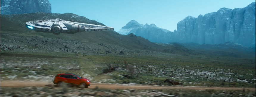 Połączenie obrazów z filmu „Han Solo” z reklamą samochodu Renault
