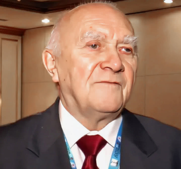 Legendarny sędzia szachowy Andrzej Filipowicz