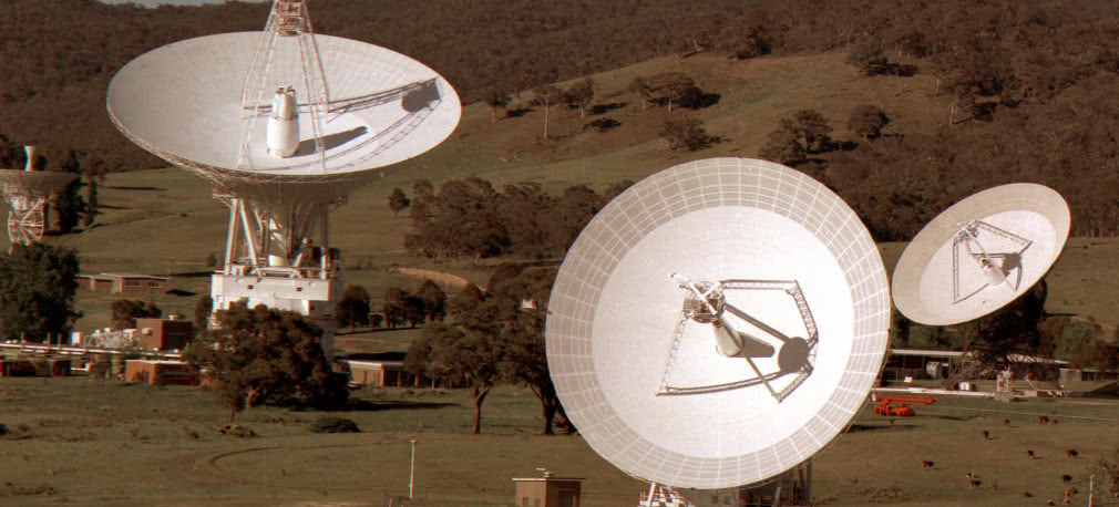 Cyberprzestrzeń kosmiczna. Od radia, przez lasery, po kwanty