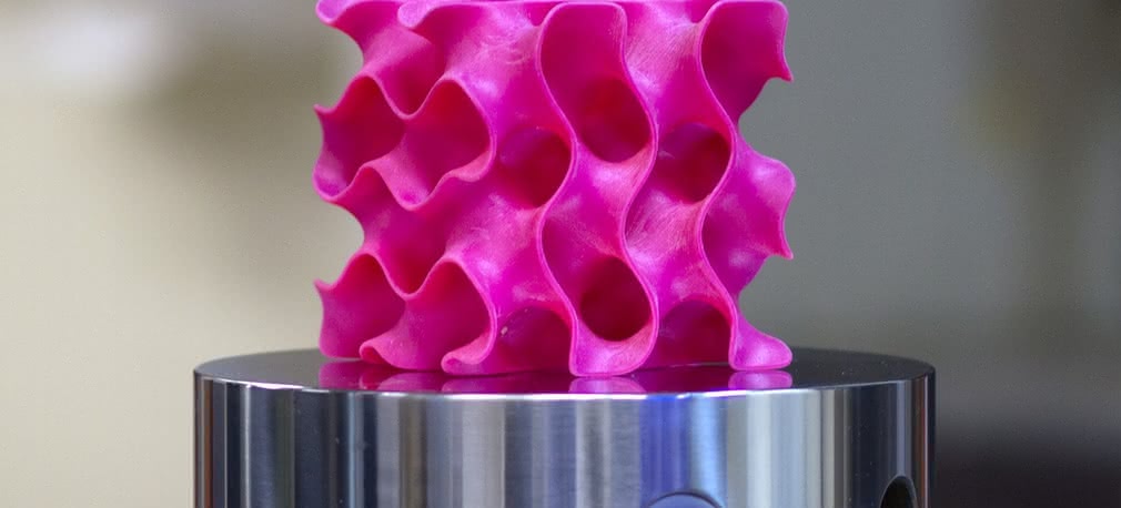 Gyroid - poskręcany, niespotykanie wytrzymały, lekki